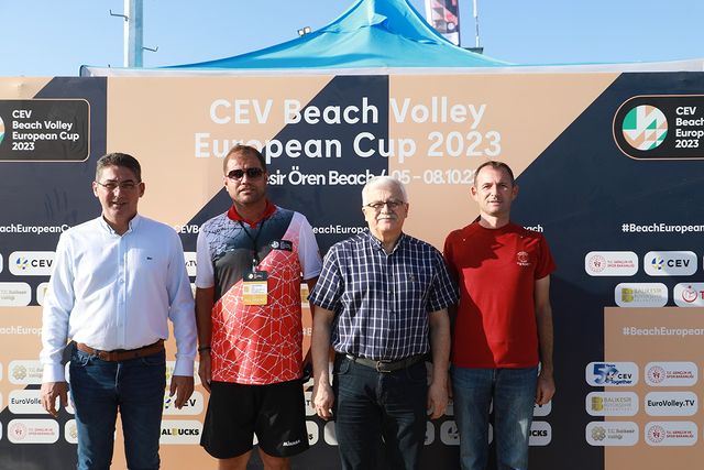 Ören Plajı'nda Plaj Voleybolu Olimpiyat Elemeleri Düzenlenecek