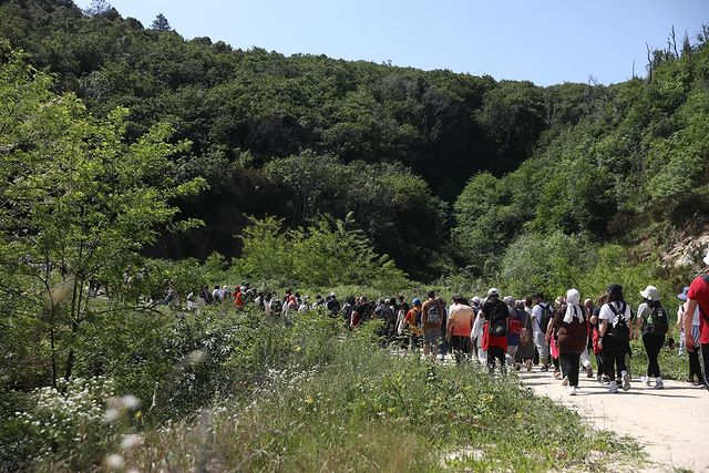 Kapaklı Belediyesi, 19 Mayıs etkinlikleri kapsamında doğa yürüyüşü düzenledi