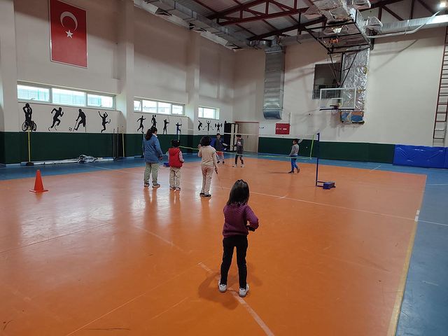 EYS Projesiyle Erciş'te Gençler Spora Teşvik Ediliyor