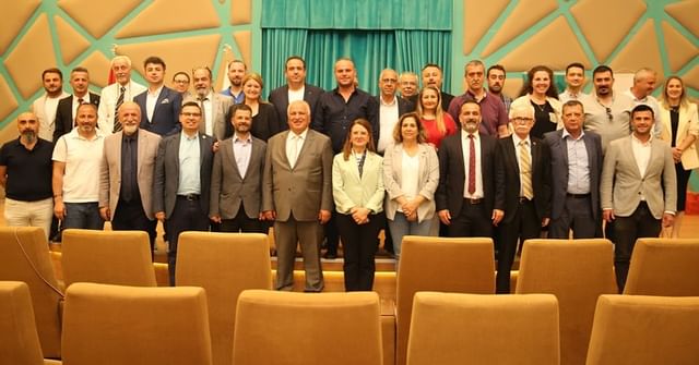 Nilüfer Belediyespor Kulübü Yeni Yönetim Kadrosunu Belirledi