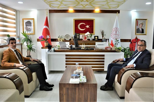 MASKİ Genel Müdürü Sinan Çeçen, Milli Eğitim İl Müdürü Behçet Bakır'ı Ziyaret Etti