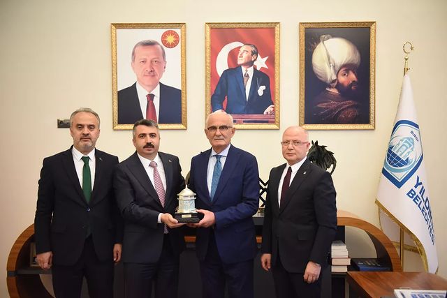 Davut Gürkan, AK Parti İl Başkanı, Parti İçinde Önemli İsimlerle Görüştü