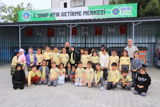 Ruhsar Aksoy İlkokulu Öğrencileri Geri Dönüşüm Merkezini Ziyaret Etti
