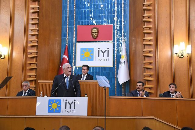 İYİ Parti Genel Başkanı Müsavat Dervişoğlu liderliğinde gerçekleşen Meclis Grup toplantısı