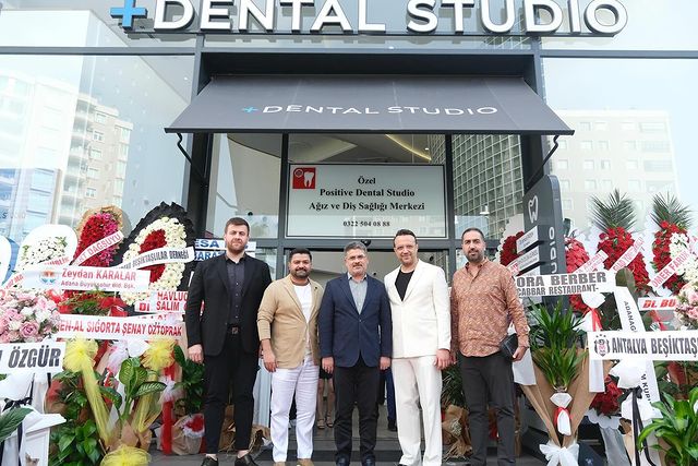 AK Parti Adana Milletvekili Faruk Aytek, Positive Dental Studio'nun Türkmenbaşı Şubesi Açılışında Konuştu