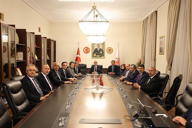 AK Parti Adıyaman Milletvekili Hüseyin Özhan, Çalışma ve Sosyal Güvenlik Bakanlığı Toplantısına Katıldı