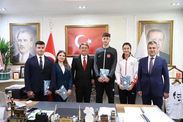 Atatürk’ü Anma Gençlik ve Spor Bayramı Kutlamaları Zonguldak'ta Yapıldı