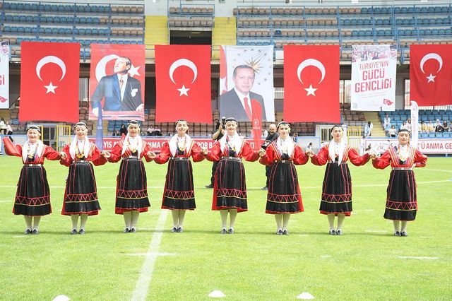 19 Mayıs Atatürk'ü Anma ve Gençlik Bayramı Karabük'te Kutlandı