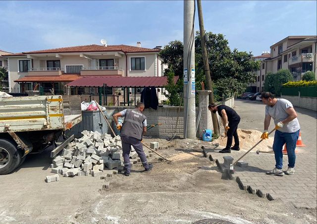 Erenler Belediyesi, Mahallelerde Altyapı Çalışmalarına Başladı