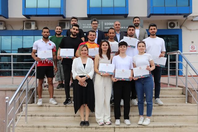Trakya Üniversitesi Sportif Yetenek Taraması Topluluğu'ndan Teşekkür Belgeleri