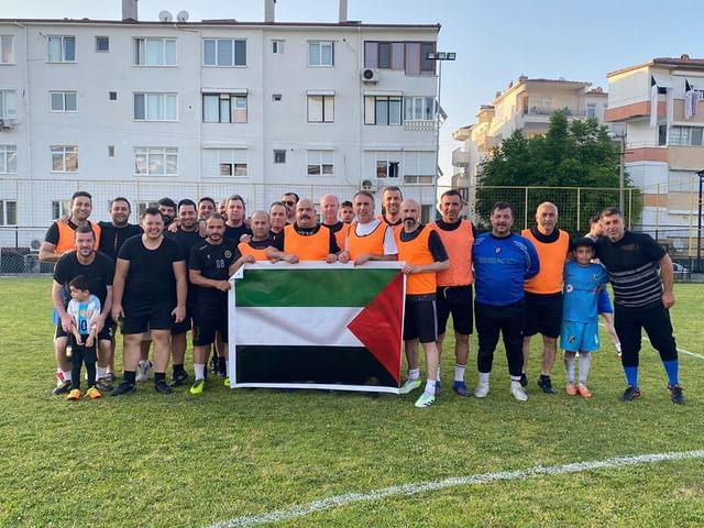 Çınarcık Spor Master ile Gazze Spor, Filistin’e Destek İçin Dostluk Maçı Yaptı