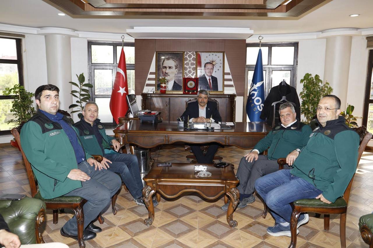  DSİ Yetkilileri Belediye Başkanı Abdulhalık Taşkın'ı Ziyaret Etti 