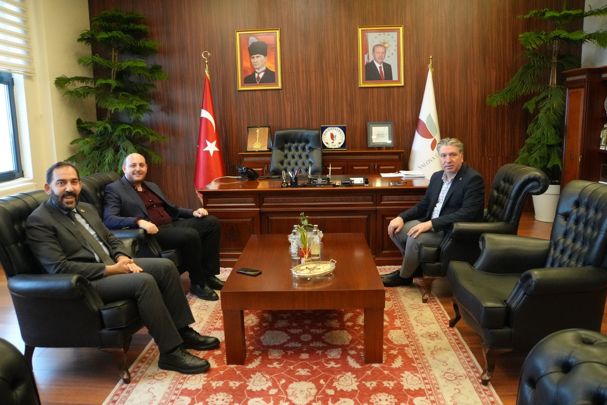 Yalova Üniversitesi Rektörü Prof. Dr. Mehmet Bahçekapılı'na Ziyaret