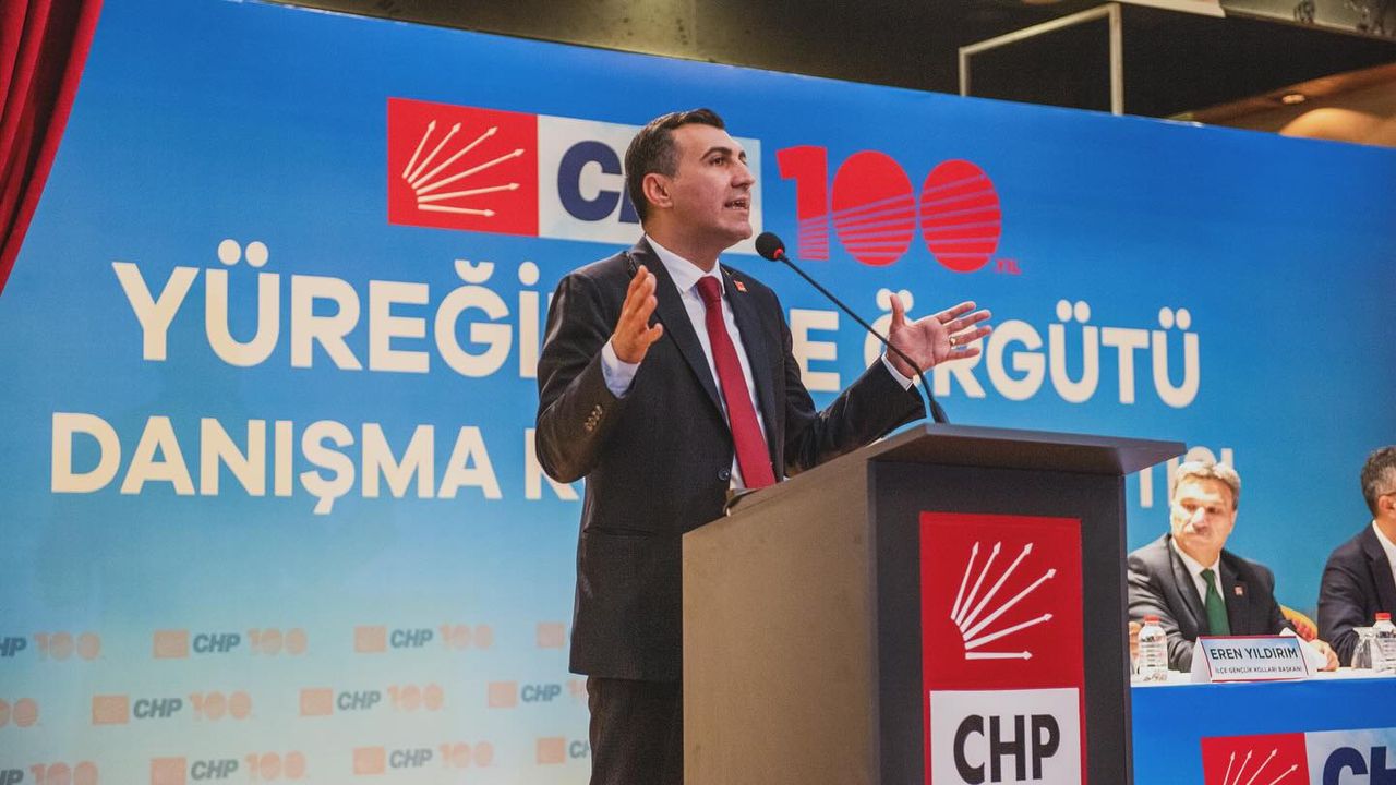CHP Adana İl Başkanlığı, Yüreğir İlçe Başkanlığı'nın Danışma Kurulu Toplantısı'na Destek Verdi
