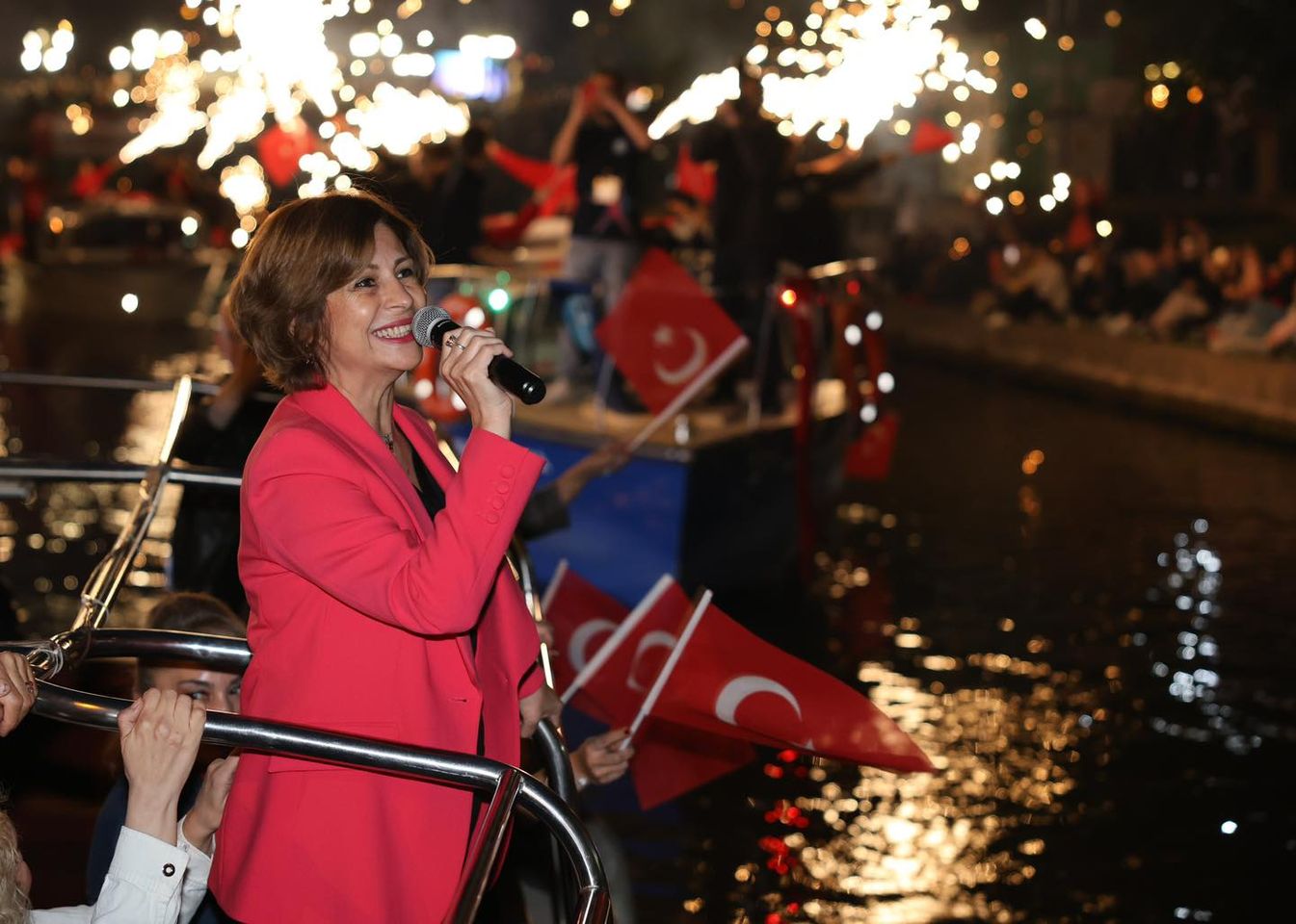 Eskişehir Büyükşehir Belediyesi 19 Mayıs'ı Coşkuyla Kutladı