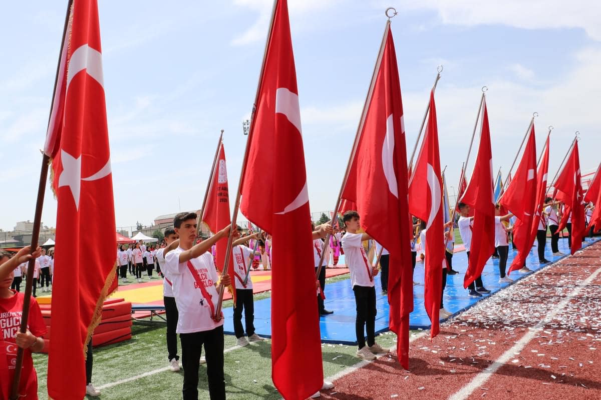 19 Mayıs Atatürk’ü Anma, Gençlik ve Spor Bayramı'nın 105. Yıldönümü Coşkuyla Kutlandı