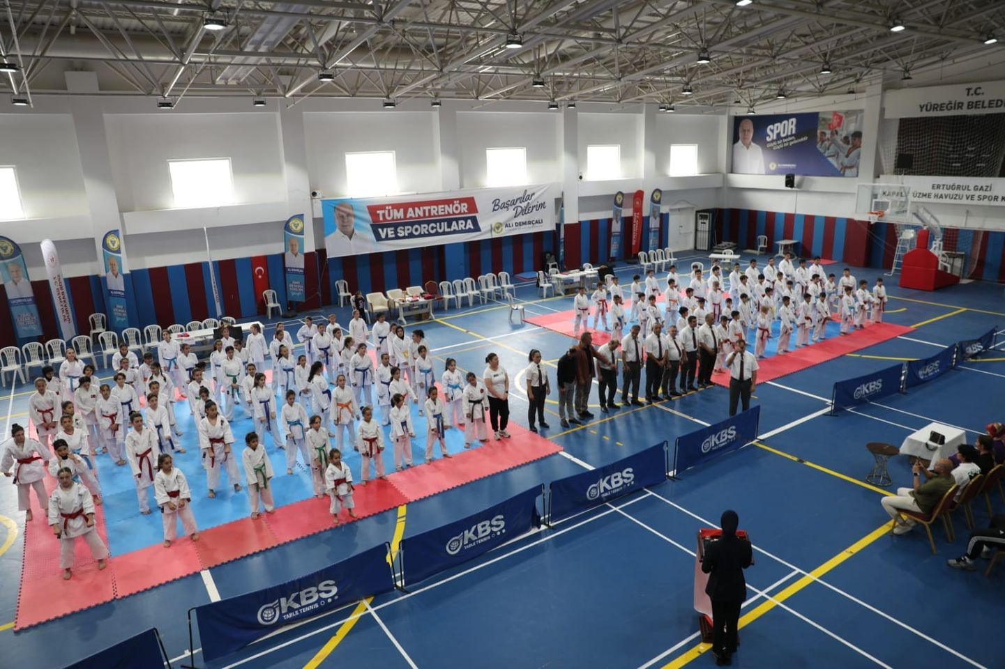 Yüreğir'de 19 Mayıs Coşkusu: Karate Turnuvası Başarıyla Tamamlandı