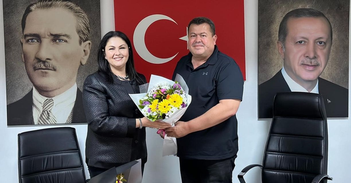 AK Parti Edirne İl Başkanlığı'nda Görev Değişimi