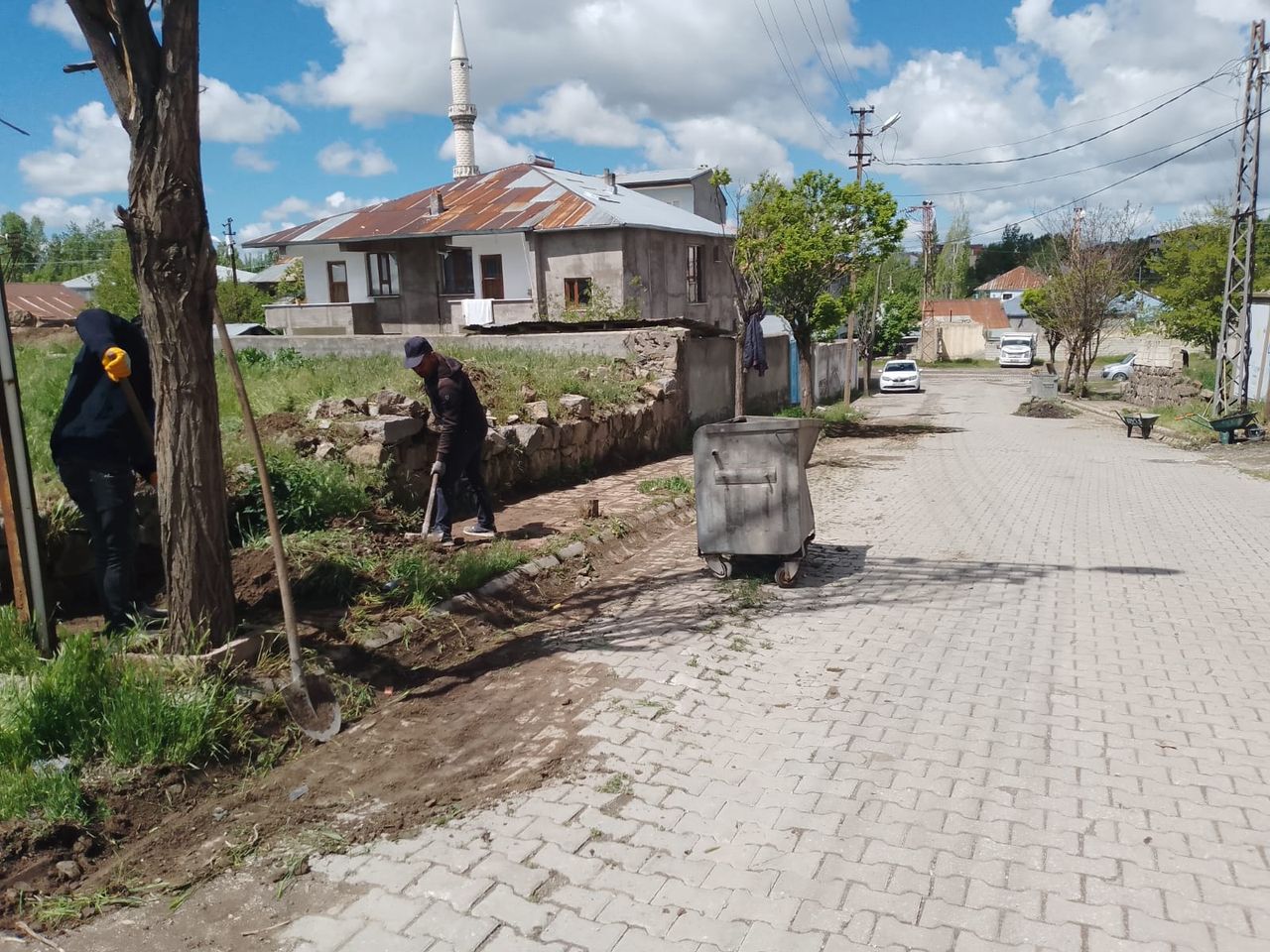 Patnos Belediyesi, Vatandaşların Temizlik Taleplerini Karşılıyor