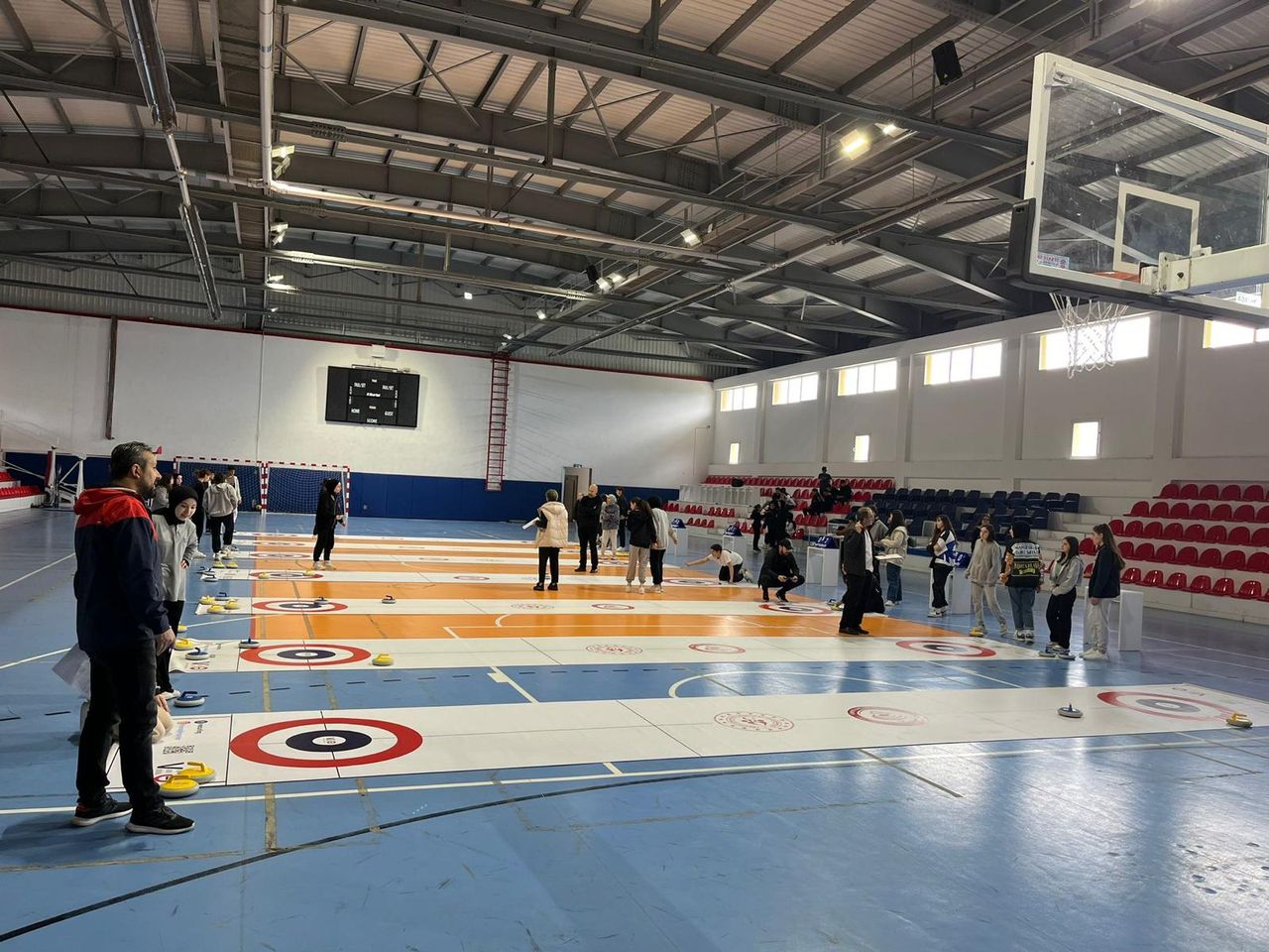 19 Mayıs Etkinlikleri: Gençlik Floor Curling Turnuvası