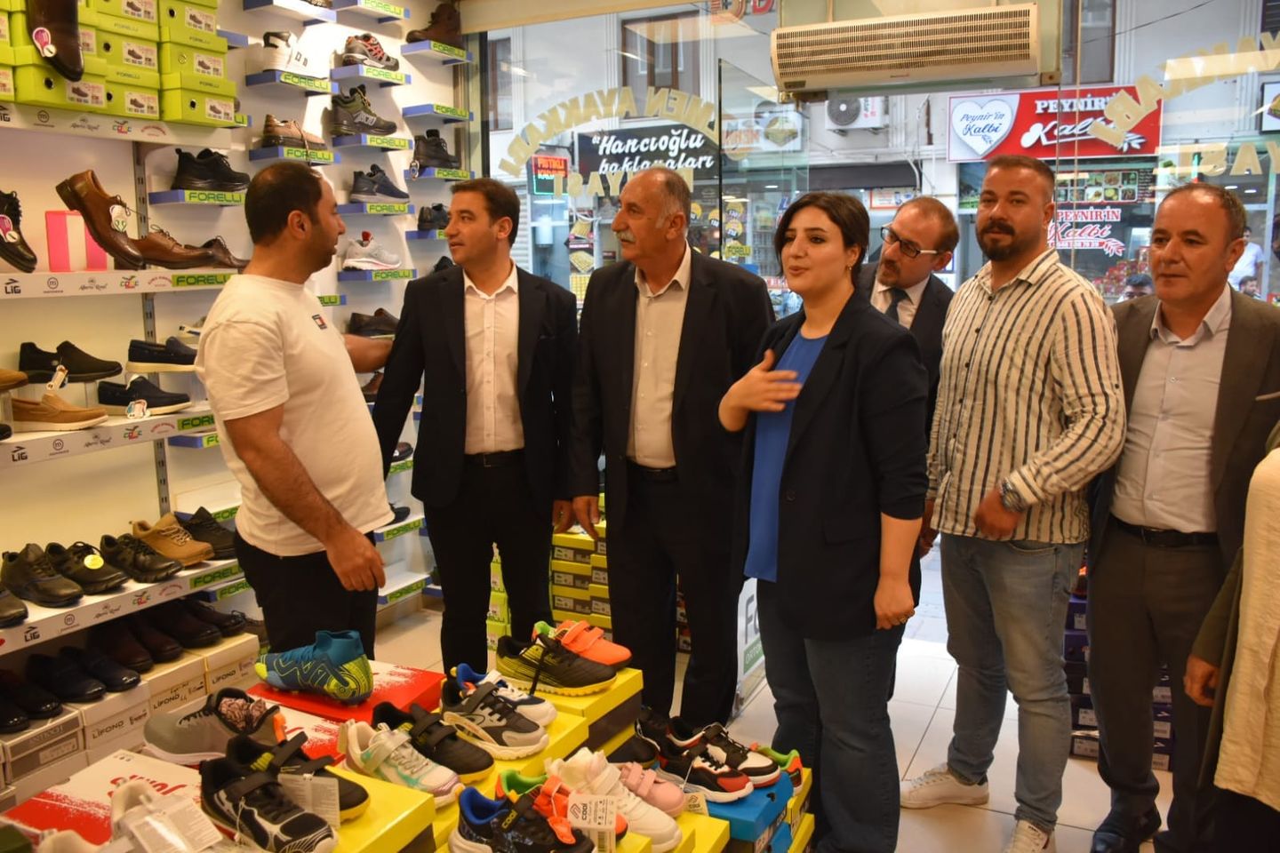 Siirt'te Yerel Yöneticilerden Esnaf Ziyaretleri