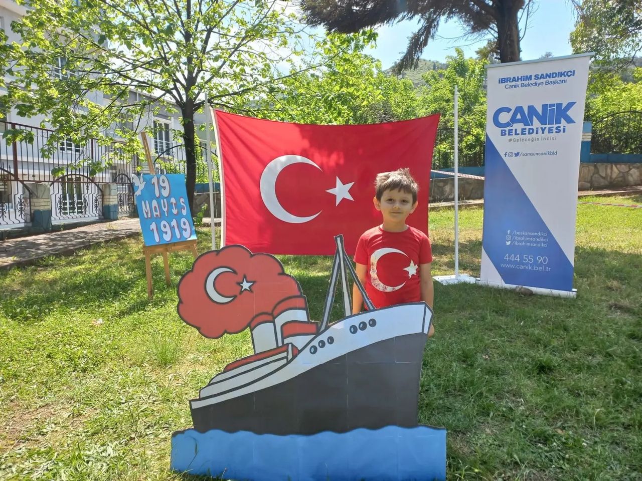 Canik Belediyesi Zambak Sıbyan Okulu Öğrencileri 19 Mayıs'ı Kutladı