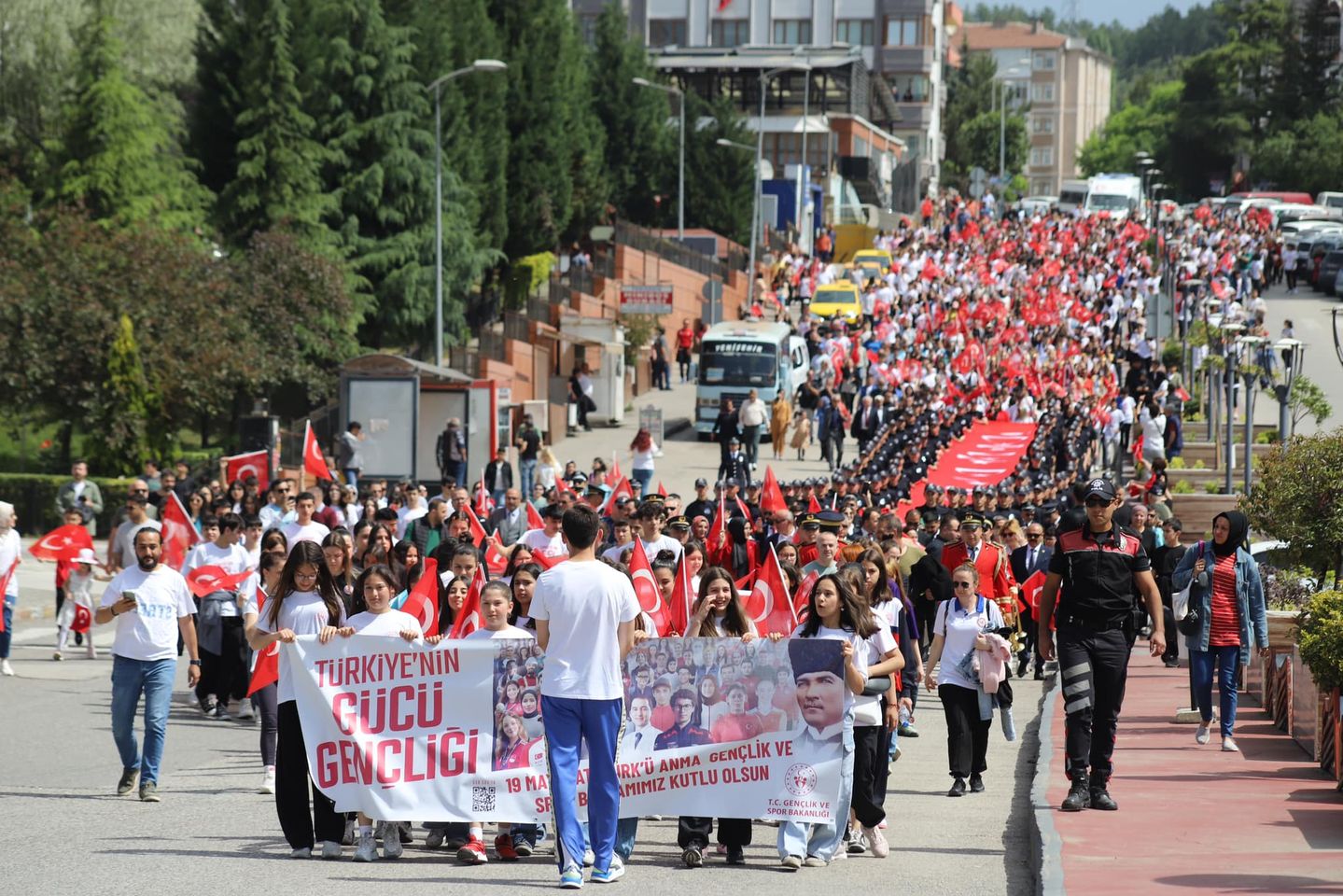 Gençlik Yürüyüşü Karabük'te Coşkuyla Kutlandı